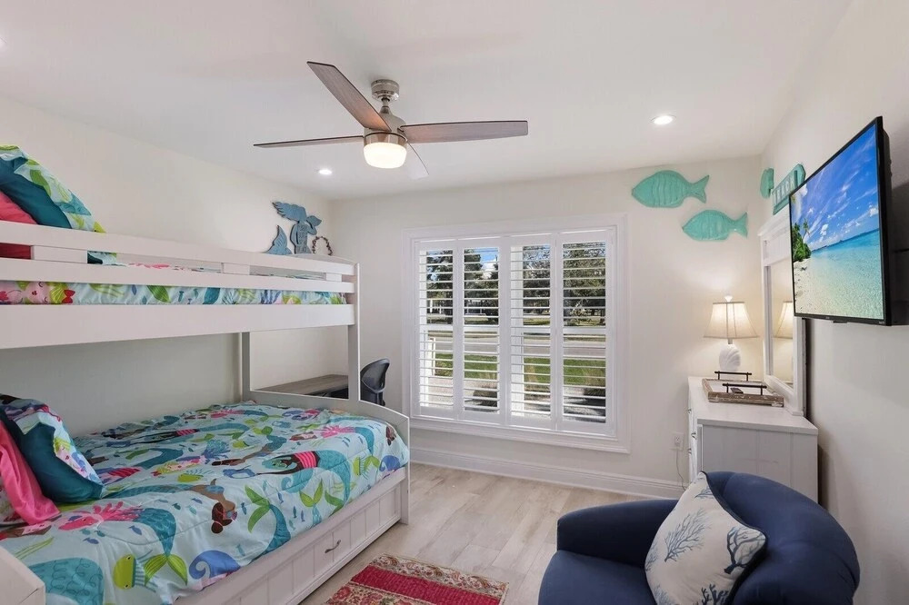 Surf Riders 4 Bedroom Home
