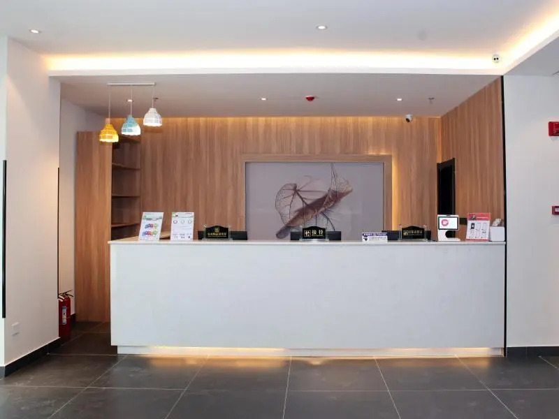GreenTree Inn Express Cangzhou Yunhe District Mingzhu Market