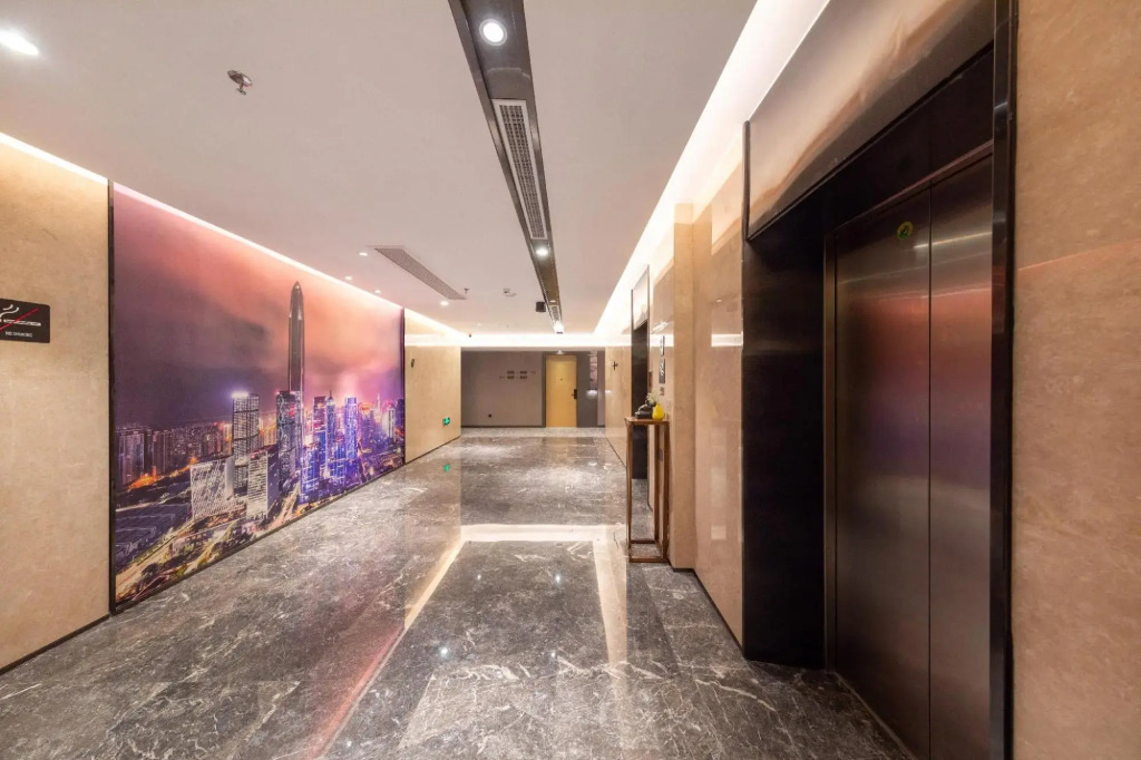 Atour Hotel Shenzhen Huaqiang North
