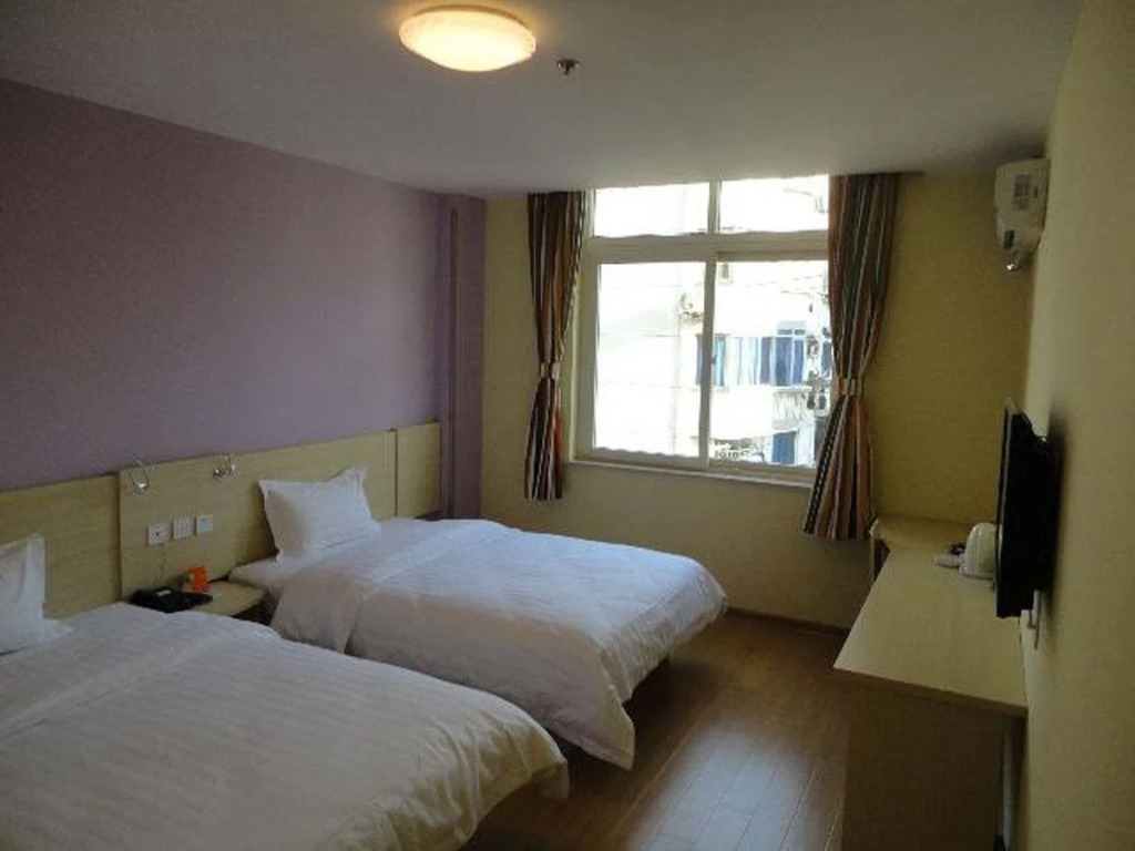 7 Days Inn Shanghai Caoan Road Textile Market Fengzhuang Branch