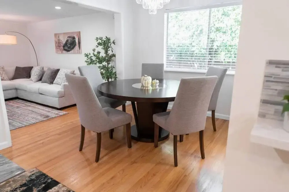 Disneyland Renovated 3BR Fullerton House w Garage Fenced Yard p56