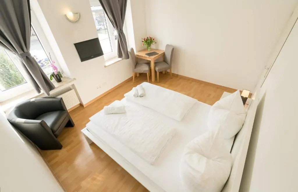 guenstigschlafen24 - die günstige Alternative zum Hotel