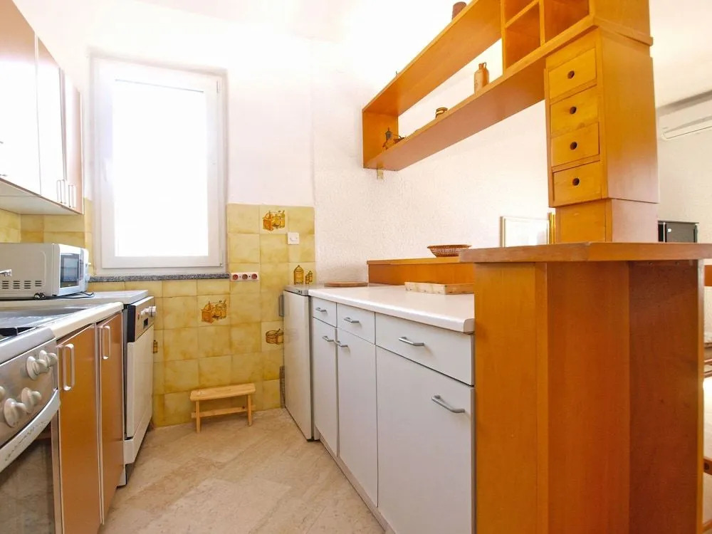 Apartment 1583