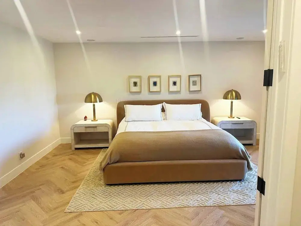 New 5 Bedroom Modern Villa on Golf Course