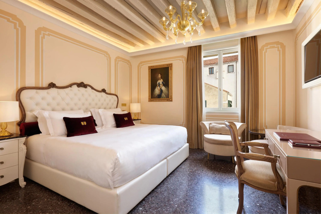 Отель Palazzo Giovanelli