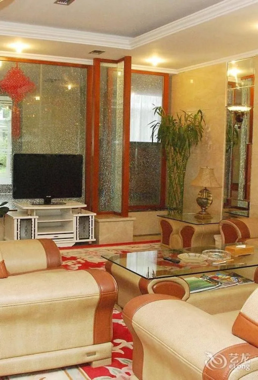 Yaan Dream Spa Hotel