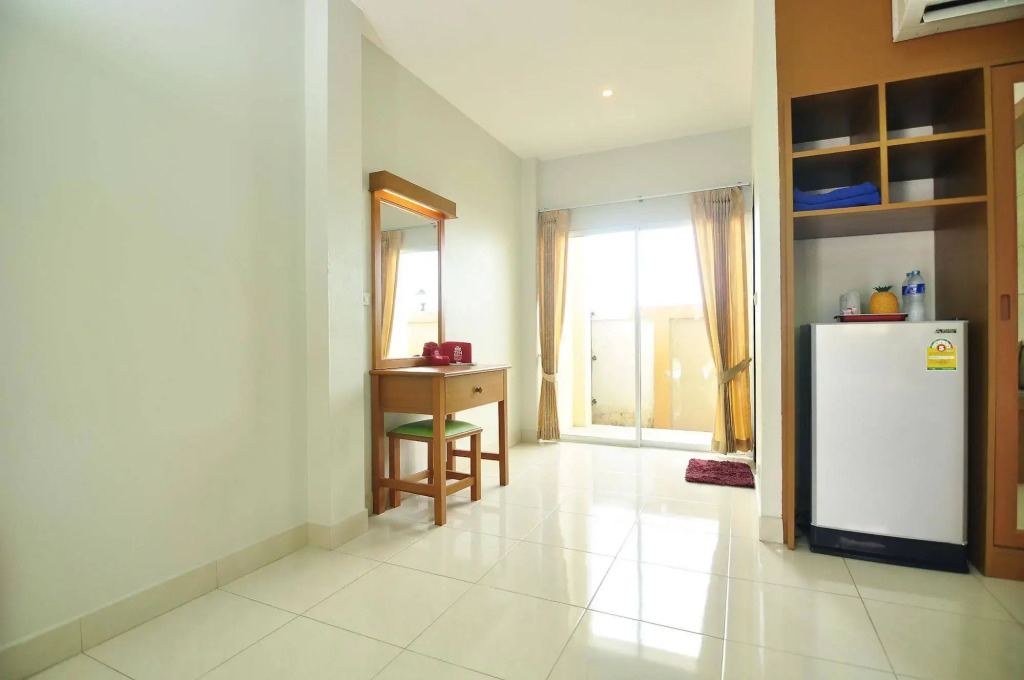 ZEN Rooms Jomtien Khao Noi