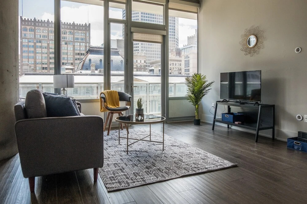 1 BR with Balcony and City Views by Frontdesk