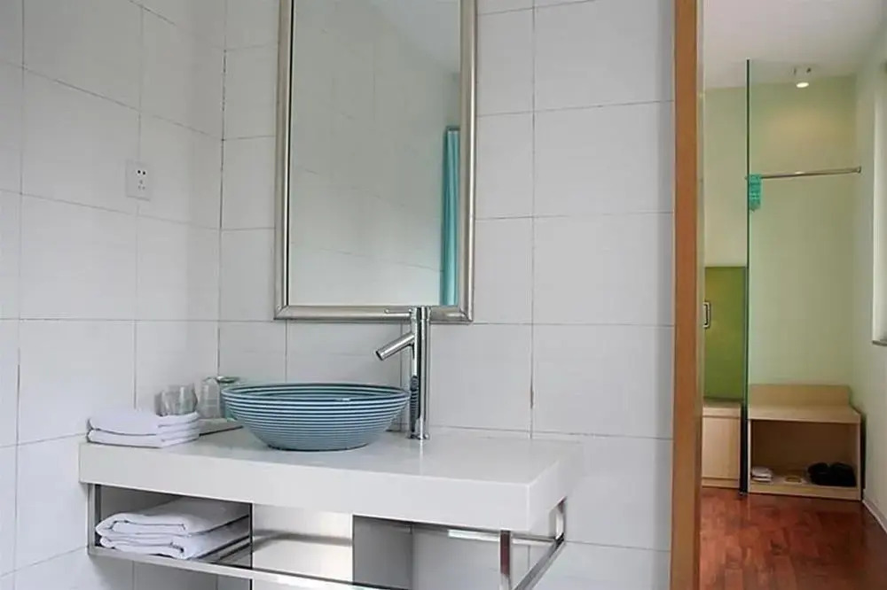 Renjia Business Hotel - Qingdao