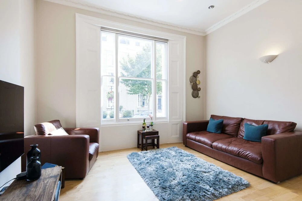 The Eardley Crescent Apartment - BAJ
