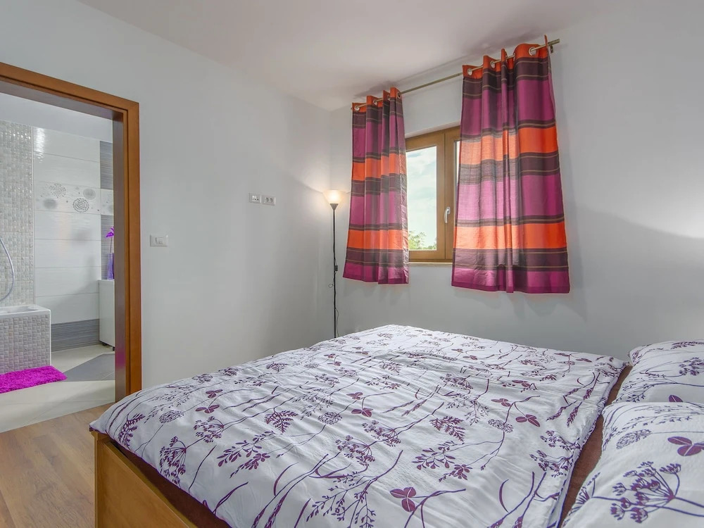 Modern Furnished Three Bedrooms Villa With Private Pool and Garden