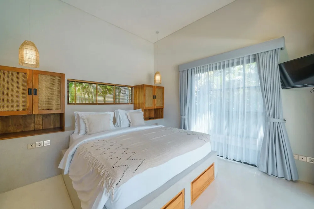 Villa Air - Brand New Stylish 2BR Villa in Pererenan