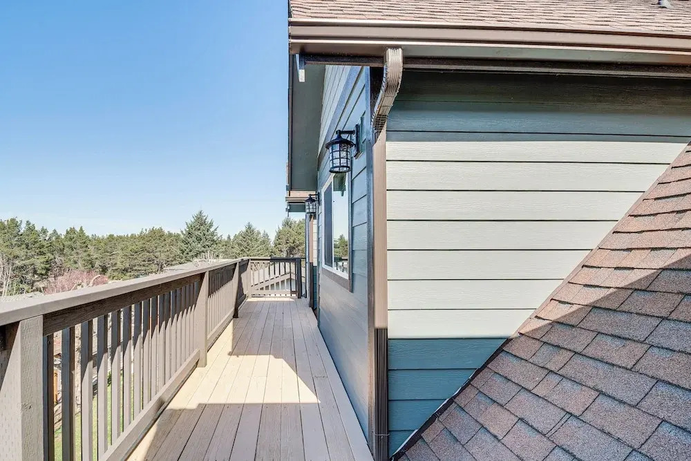 Chic Westport Vacation Rental, Walk to Beach!