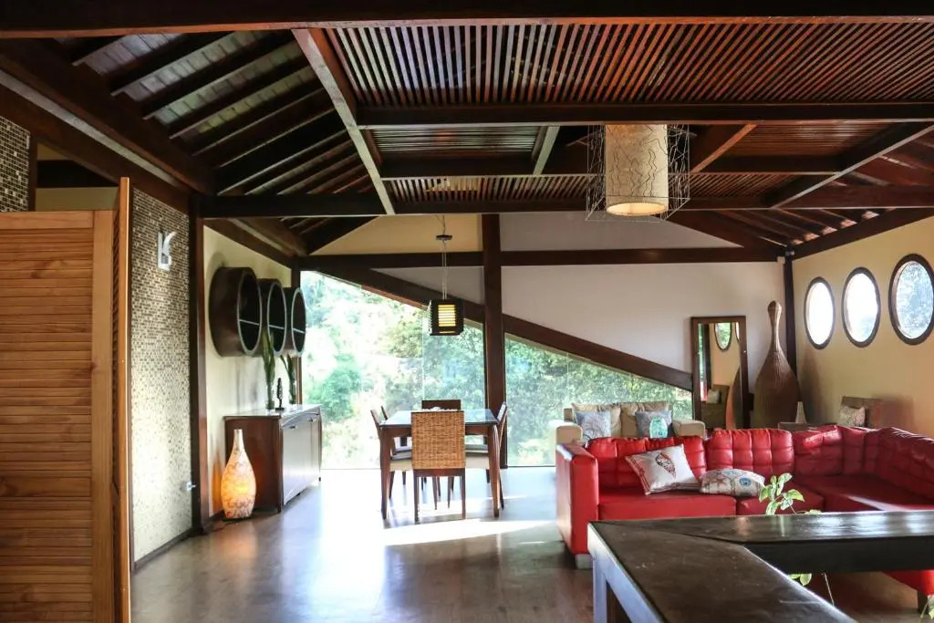 Flamboyant Residence
