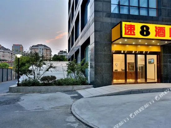 Hanting Express Hangzhou Linping Renmin Avenue