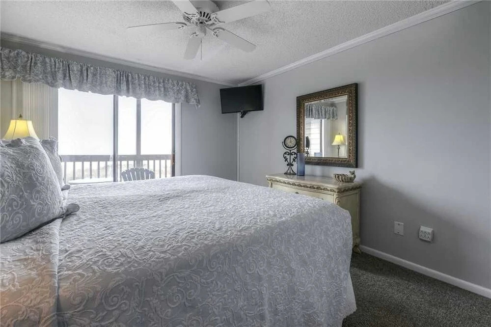 Tilghman Beach and Racquet #107 3 Bedrooms 2.5 Bathrooms Condo