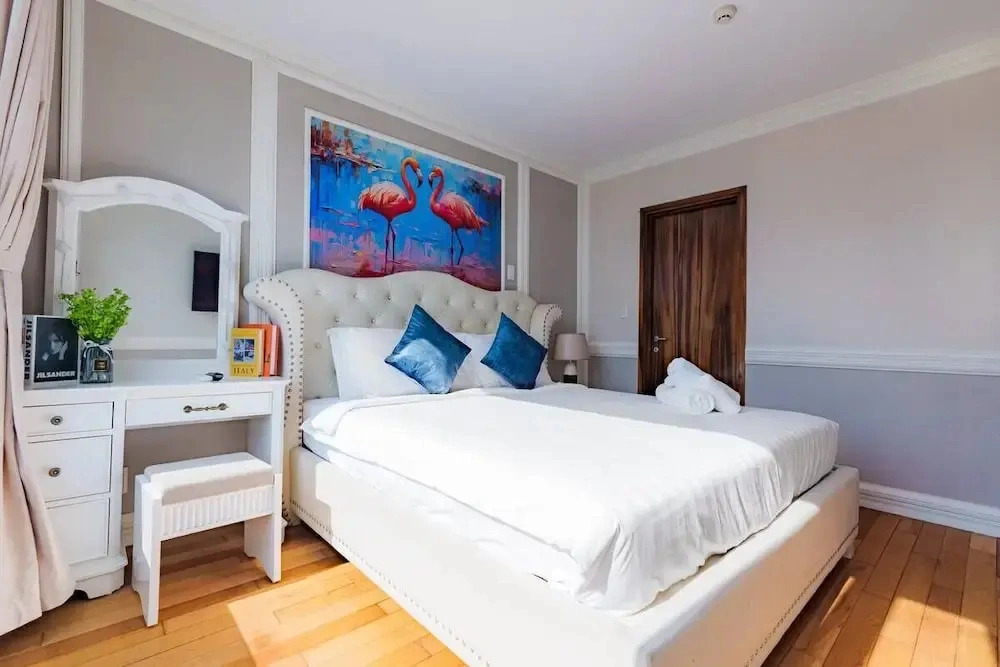 Sunny Leman Luxury Residence