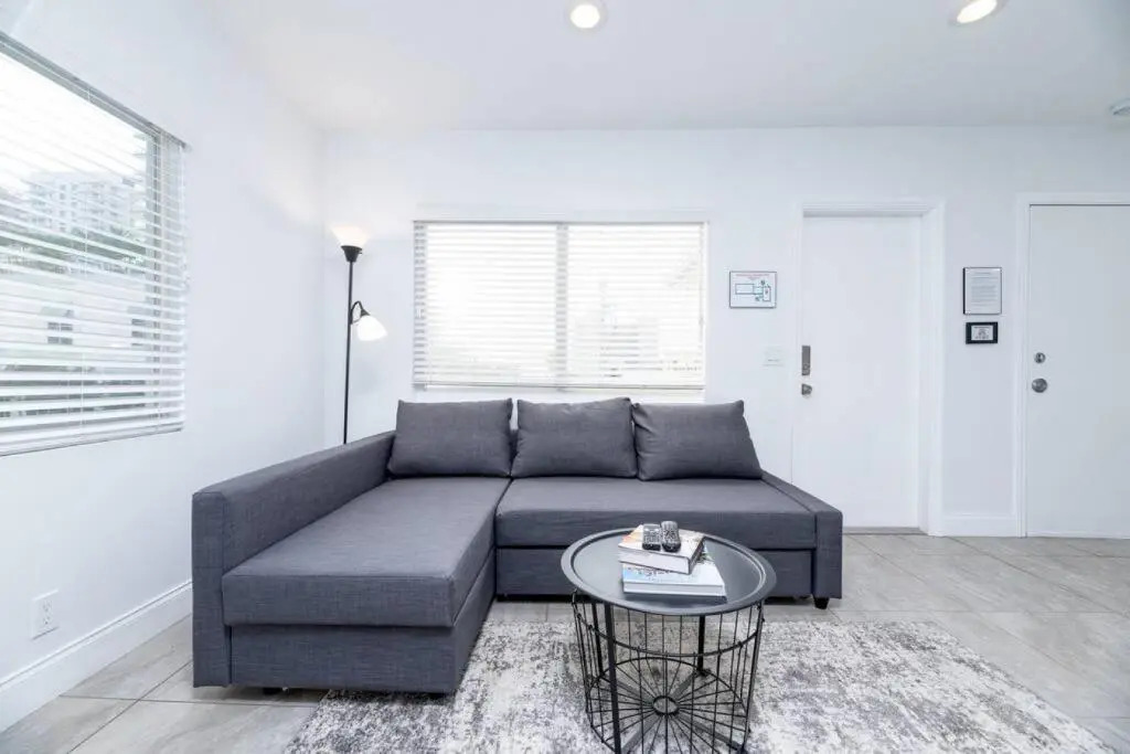 Bayshore Breeze 9 - Fort Lauderdale Beach