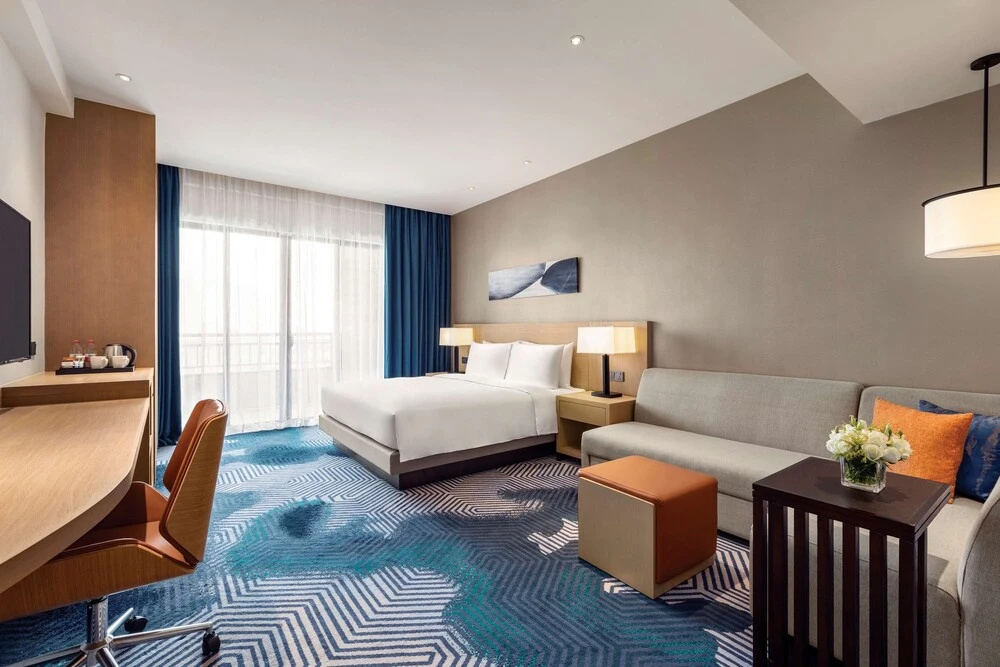 Hyatt Place Tongxiang Train Station