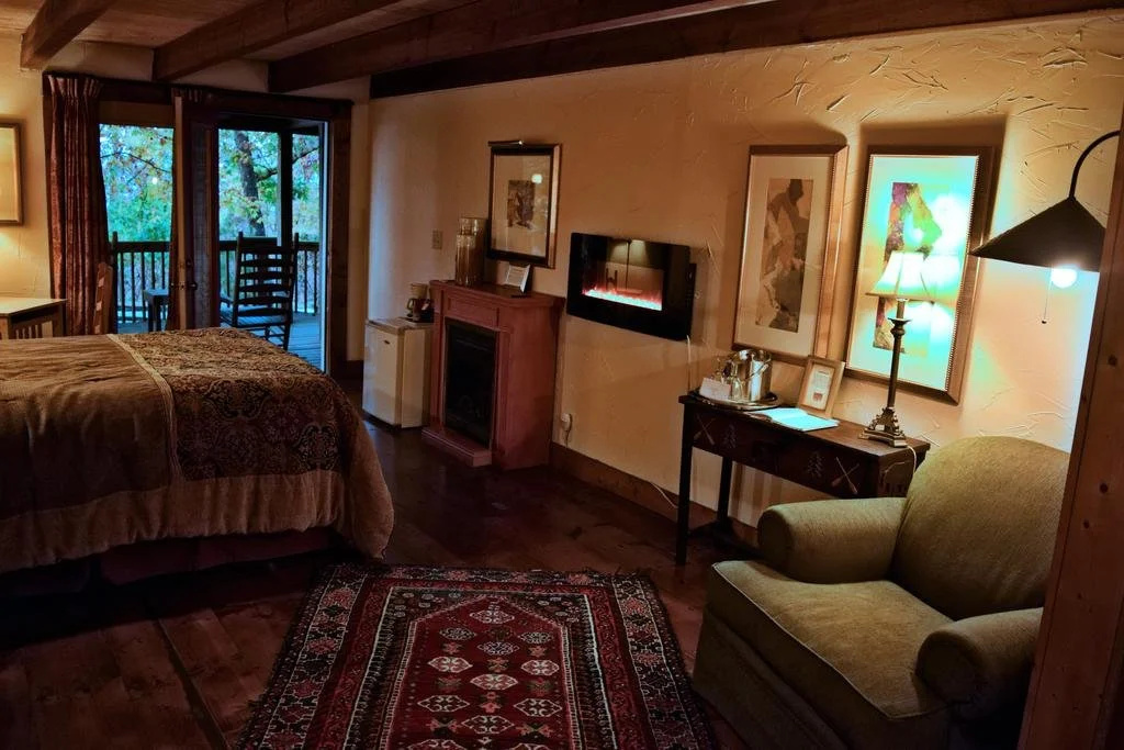 The Overlook Inn Bed and Breakfast