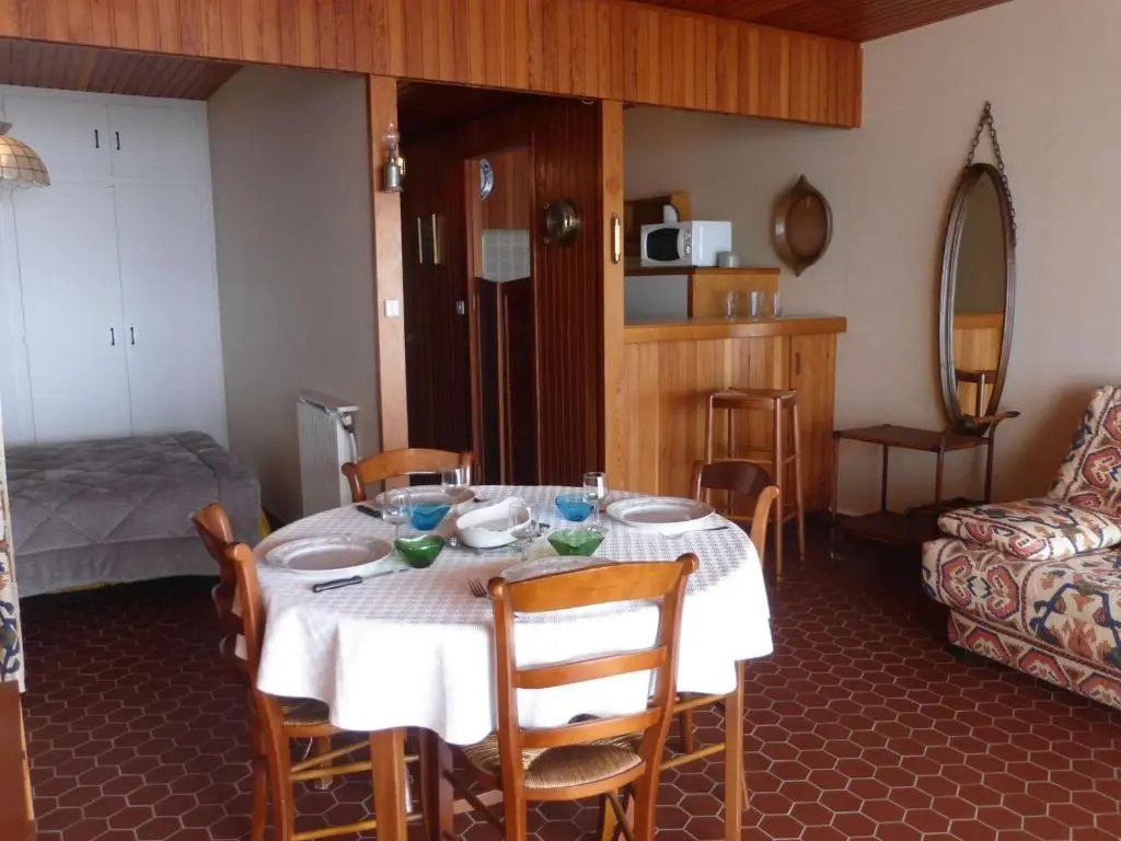 Appartement Saint-Gilles-Croix-de-Vie, 1 pièce, 4 personnes - FR-1-224-775