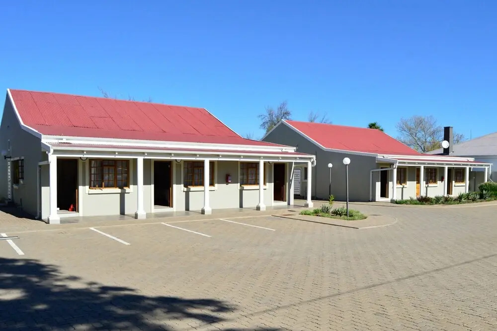 Komani Resorts