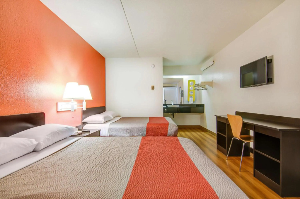 Economy Suites Springfield - Extended Stay