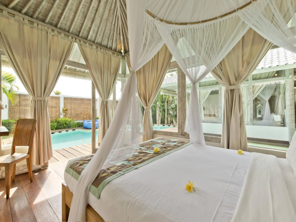 Villa Laksmana Hideaway 2 - Surrounded by water- 2bd villa with fantastic pool