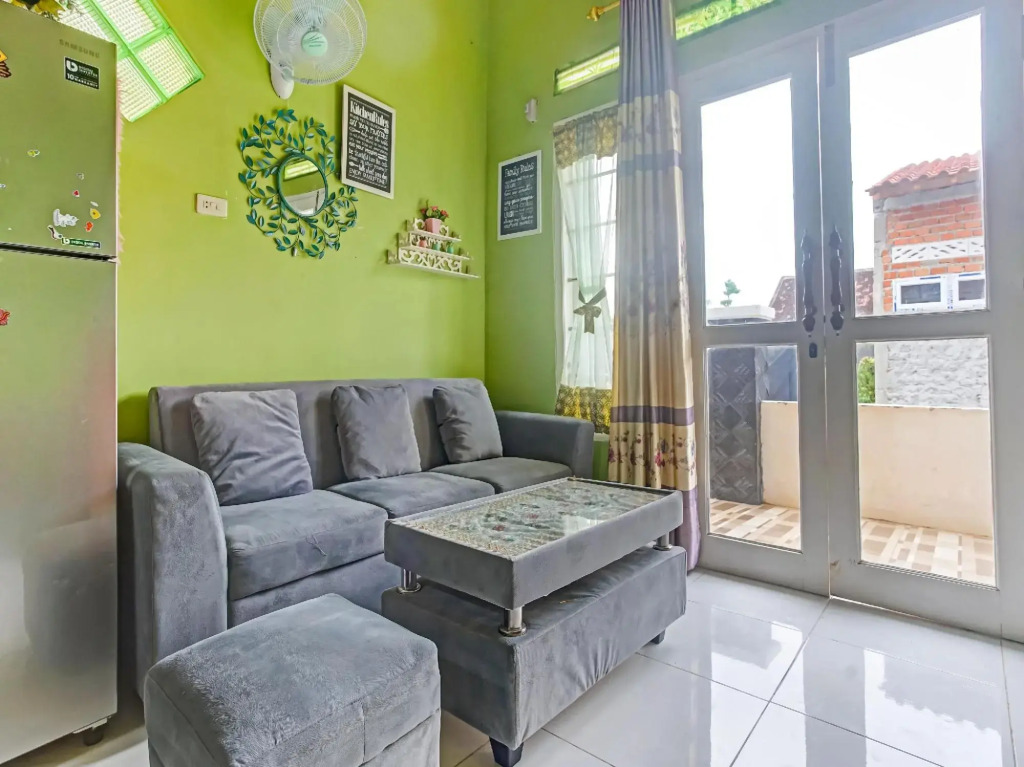 OYO 90602 Guest House Marisa Syariah