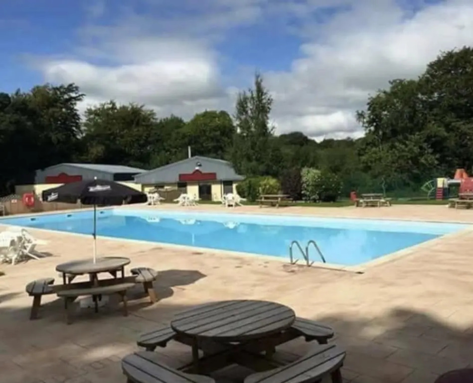 Holiday Cabin Sleeps 5 Caernarfon Snowdonia