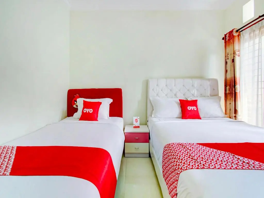 OYO 90006 Dieng Ellen s House Syariah
