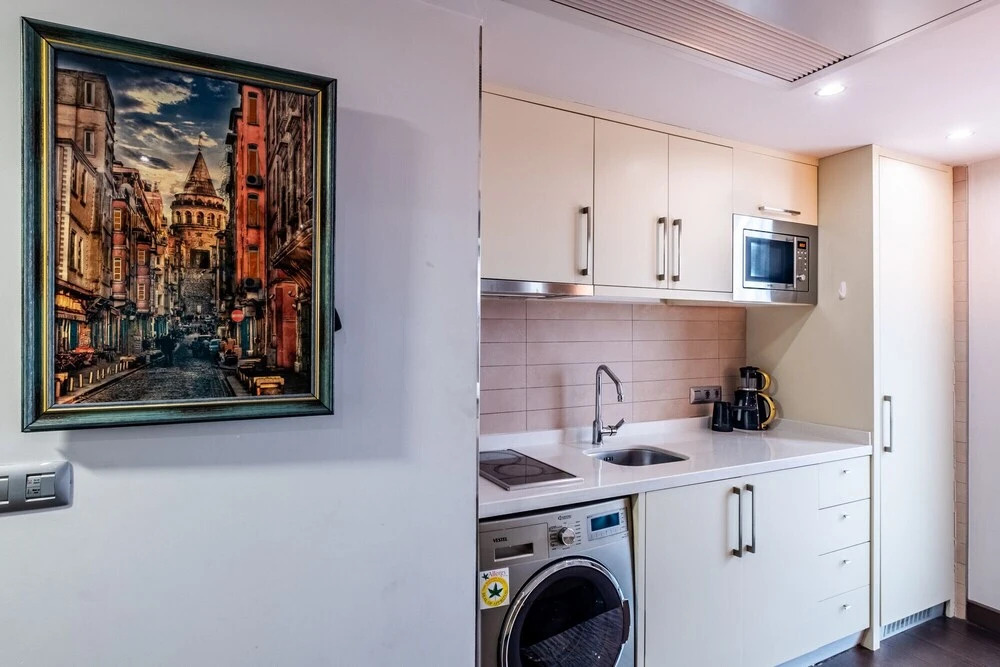 Sleek Residence Flat in Maltepe