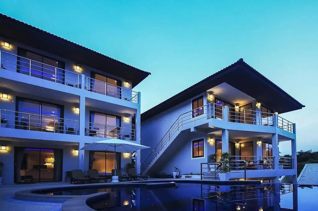 White Pearl Village