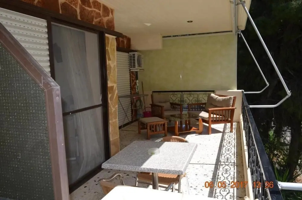 Apartments Zoumperi