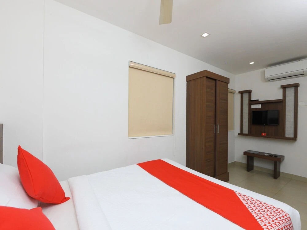 OYO 13536 Hotel Delma