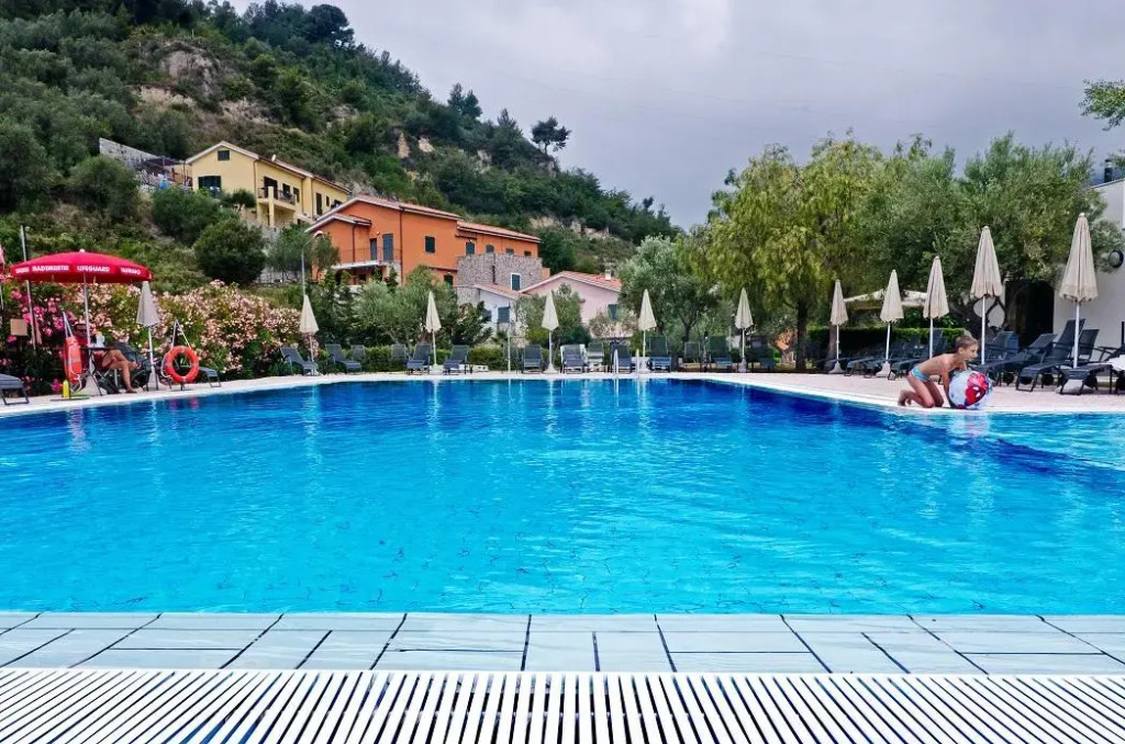 Castellaro Golf Resort