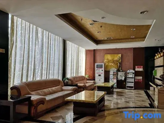 Oriental Roman Holiday Hotel
