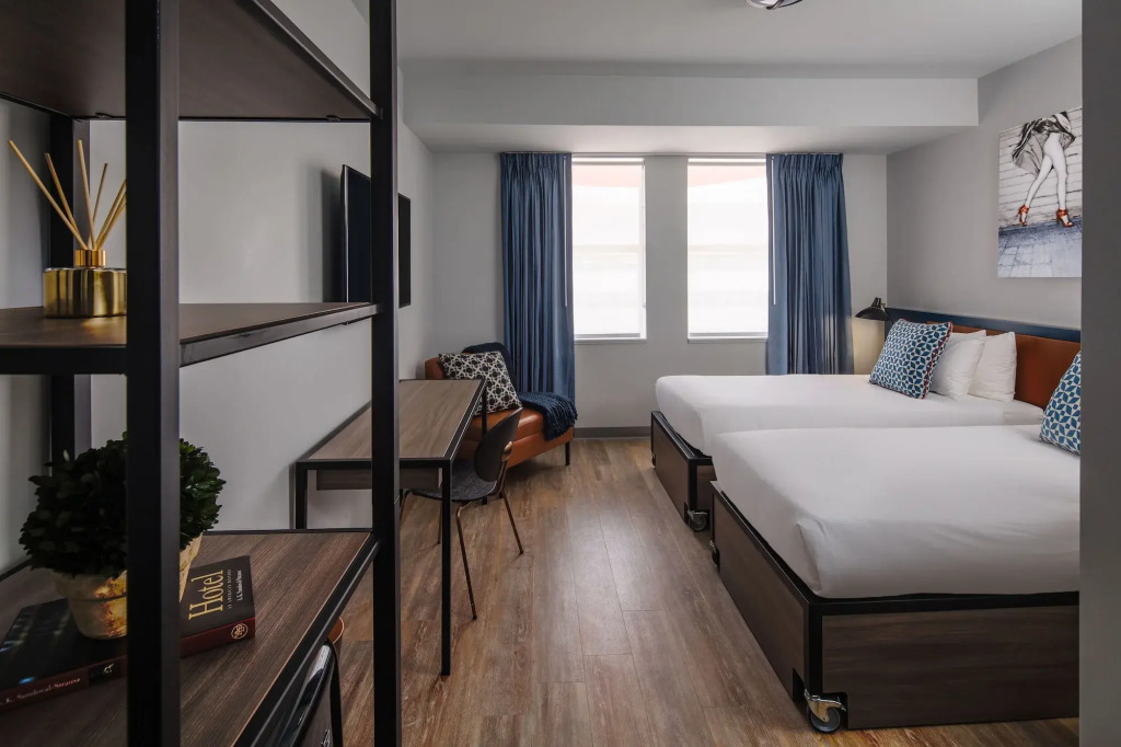 Hotel Rendale Miami Beach