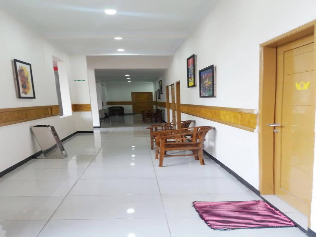 Saung Balibu Hotel