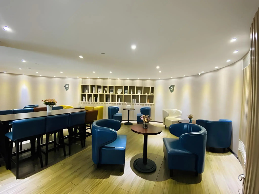 Echarm Hotel (Foshan Huangqi)