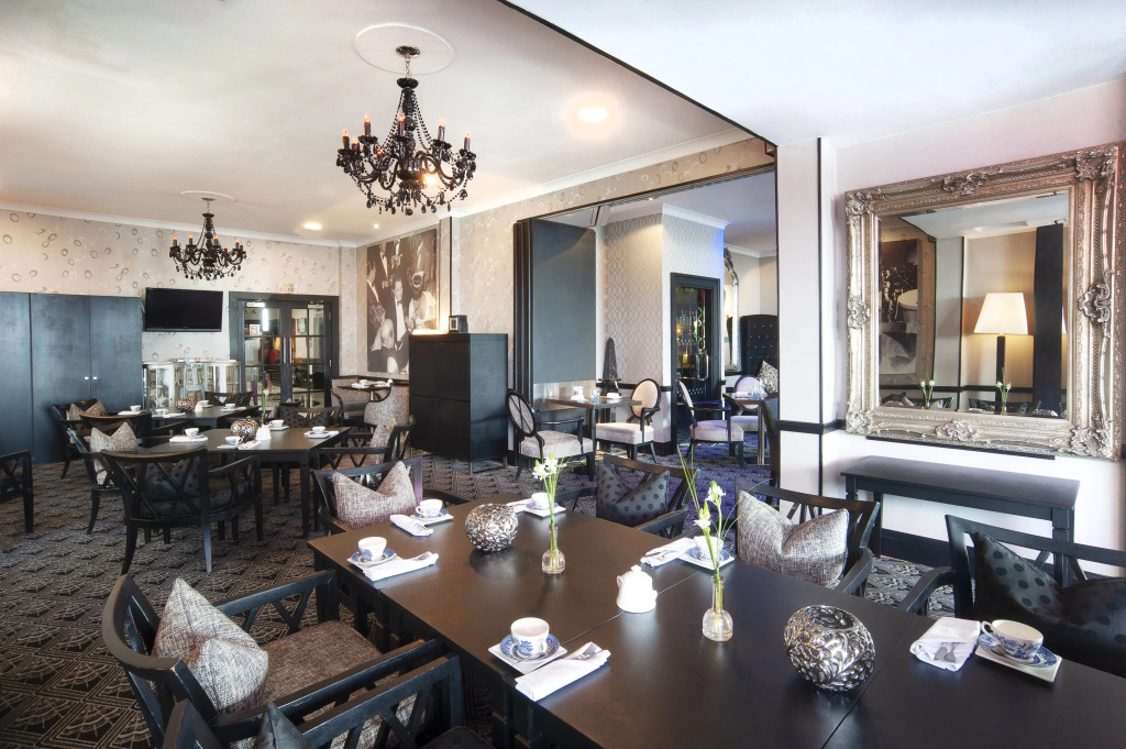 Cumberland Hotel