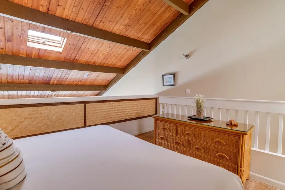 Hale Mahina #b403 2 Bedroom Condo by RedAwning