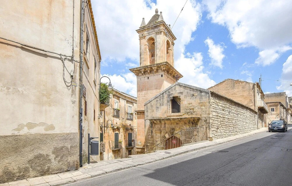 Nice Home in Modica With 3 Bedrooms and Wifi