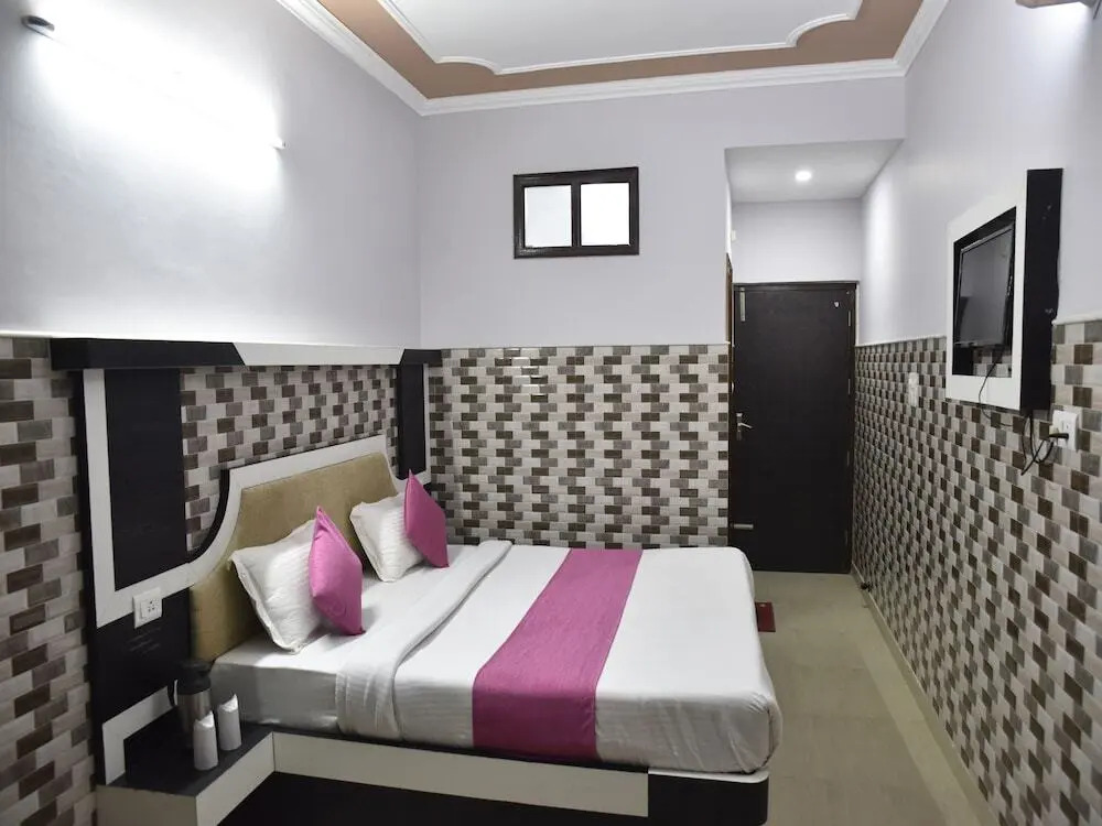 Hotel Vijay International