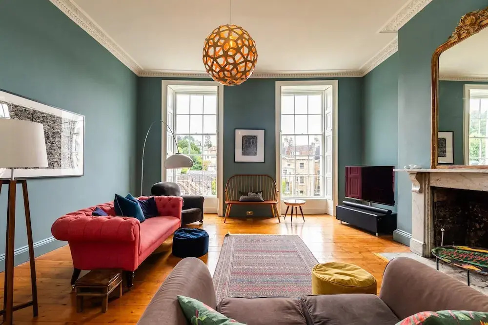 Grand Georgian Townhouse With Garden
