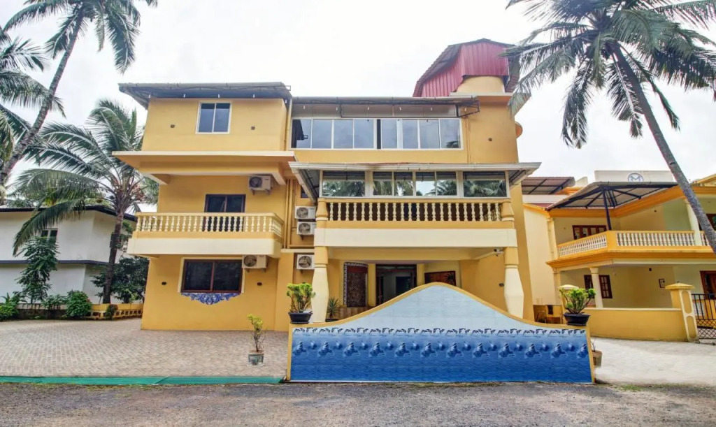 Treebo Majestic Palms, 2 Km From Colva Beach