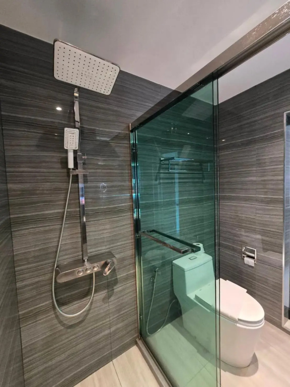 THE TJ HOTEL Pattaya