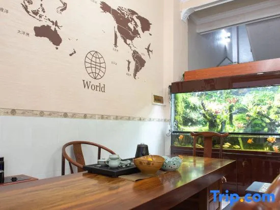 Dongxing Guomen e Homestay