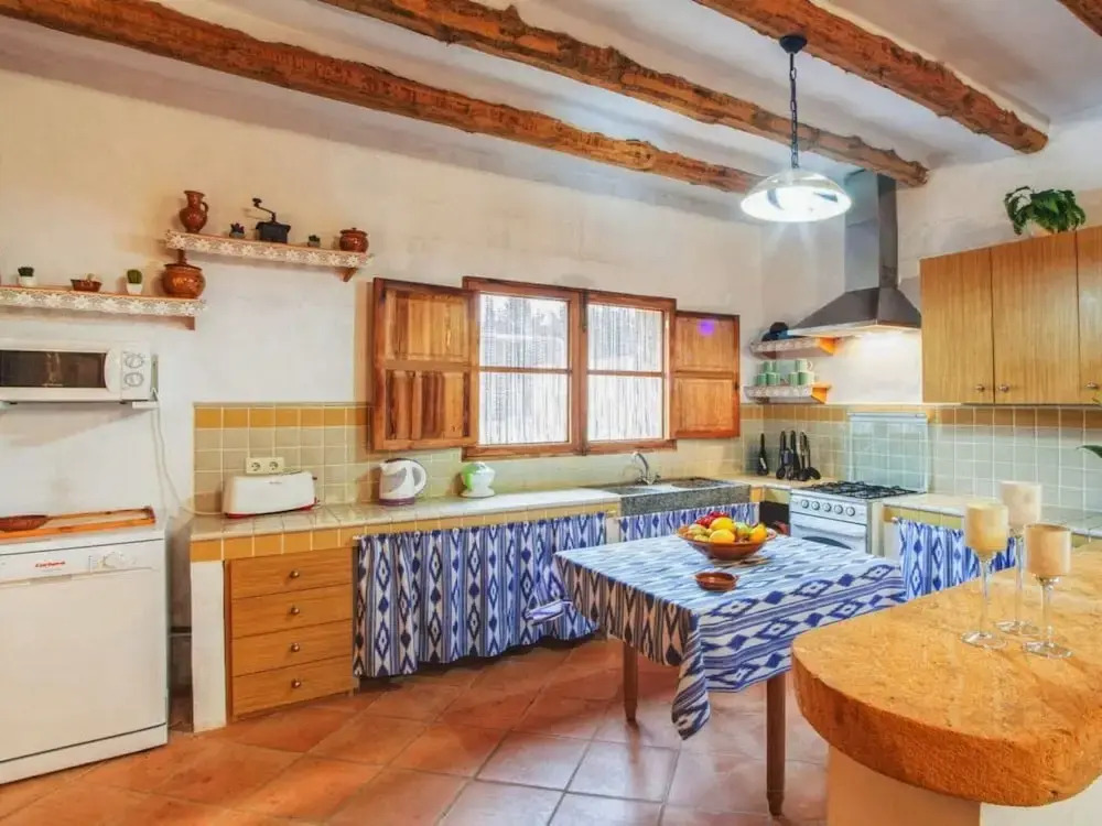 Villa in Manacor with Pool and Tennis Court