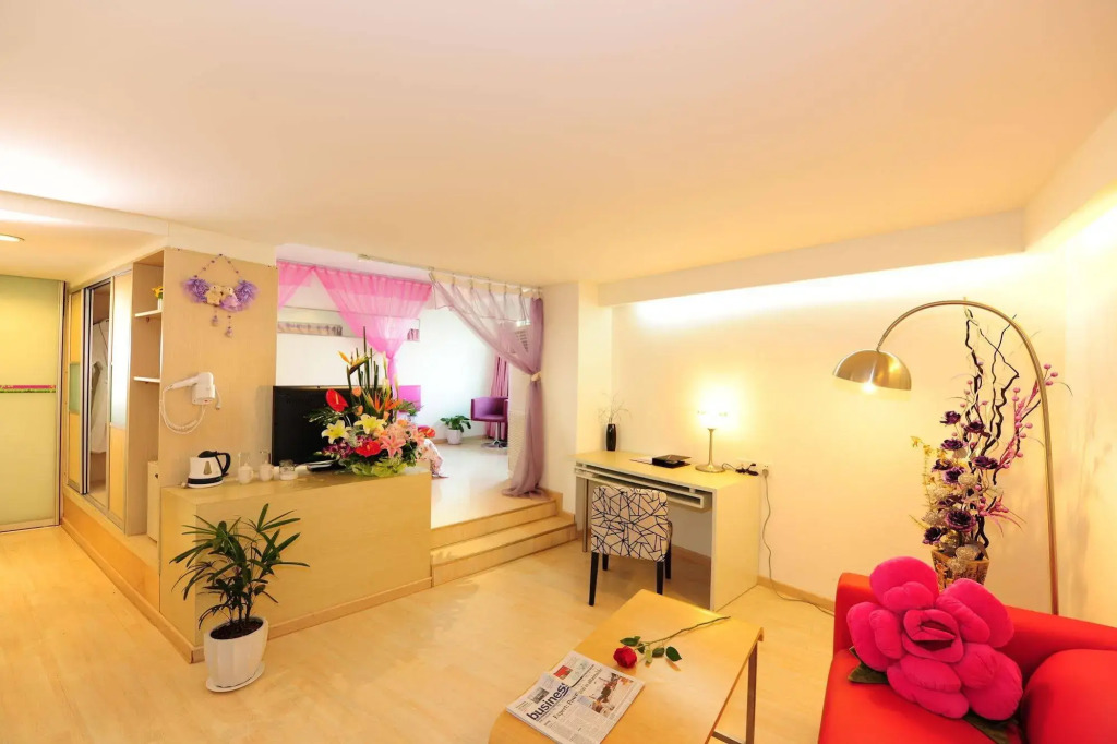 Grand 0773 Hotel